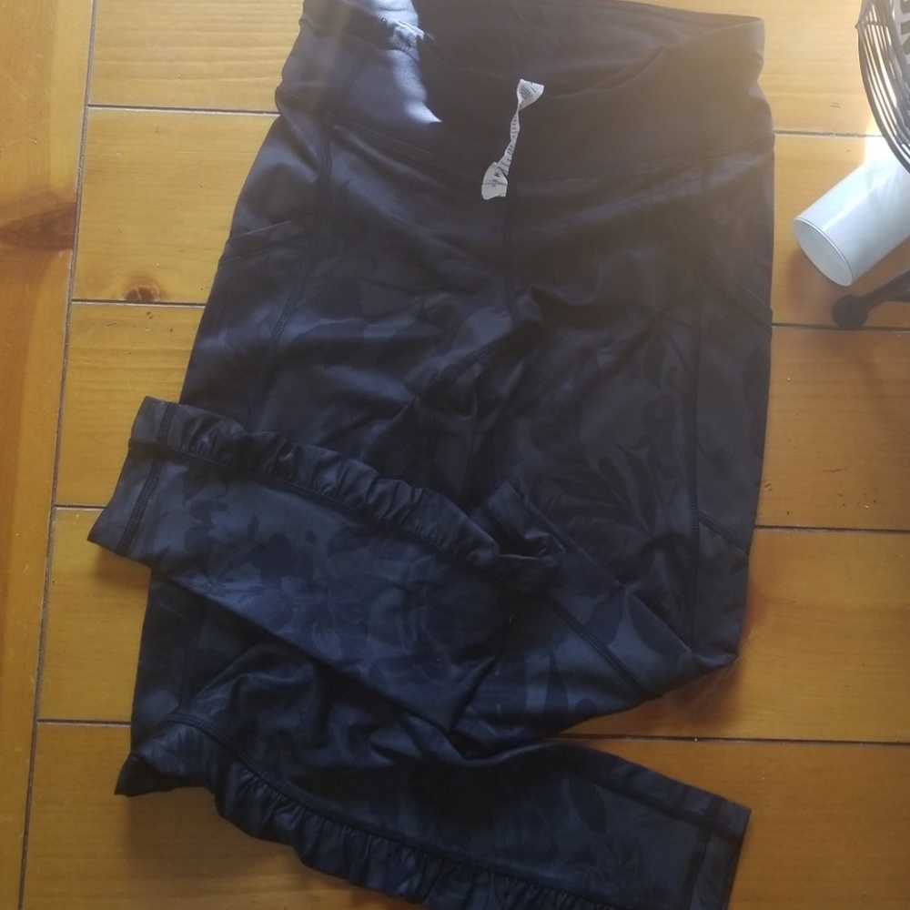Lululemon floral print yoga pants